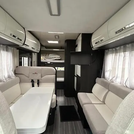 אתר קמפינג Ma Roulante Yvré-lʼÉvêque